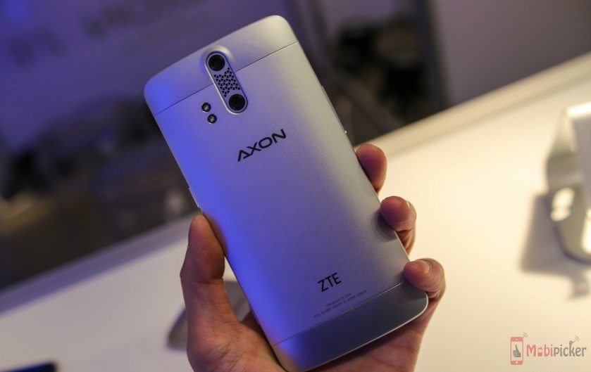 ZTE Axon lanched in US with top specs, $449.98 price tag