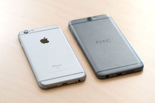 htc-one-a9-hand-iphone-back-1500x1000