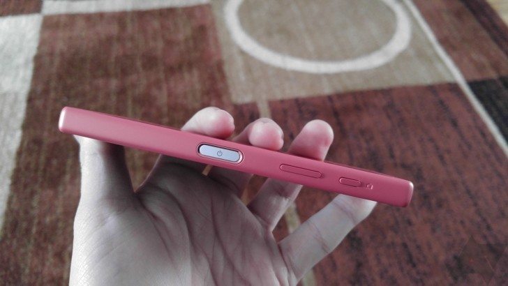 sony xperia z5 us variant fingerprint scanner