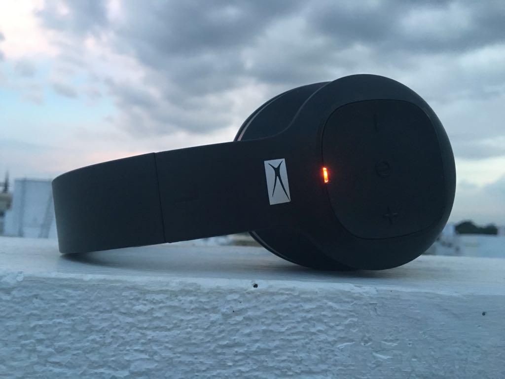 alteclansing bluetooth headphone1