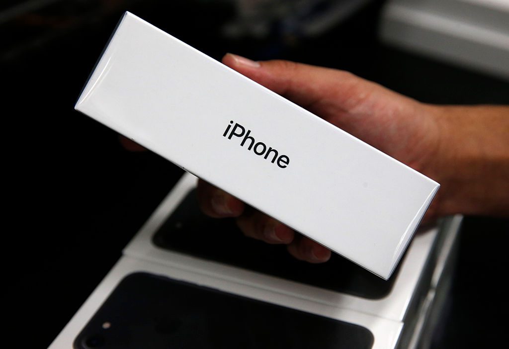 Apple iPhone 8 Features Leaked Online What To Expect