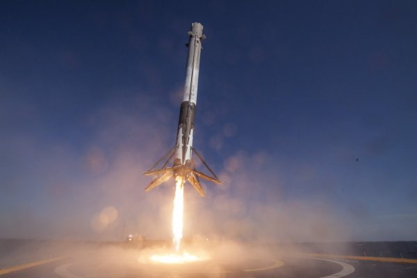 SpaceX saves 50 percent on re-using the Falcon 9